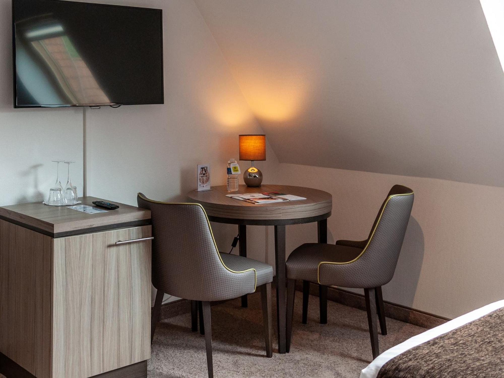 Hotel Restaurant & Spa Verte Vallee Мюнстер Стая снимка